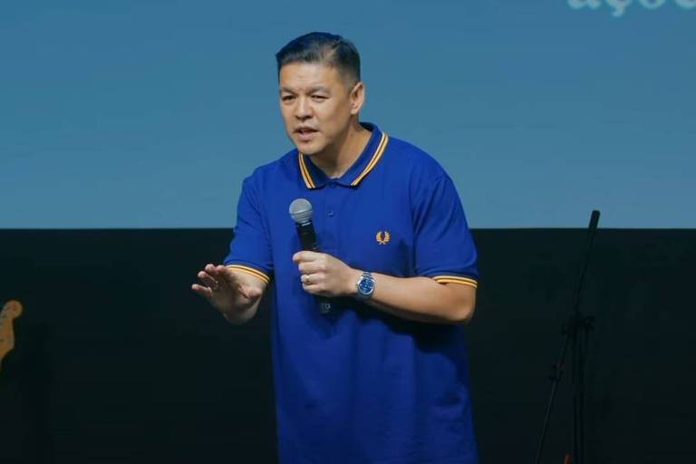 Téo Hayashi defende a participação de cristãos na política: "Todo mundo tem CPF"
