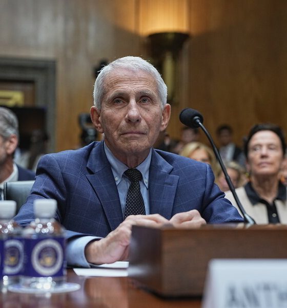 "Autoridade" da COVID, Fauci se esquiva de perguntas durante inquérito nos EUA