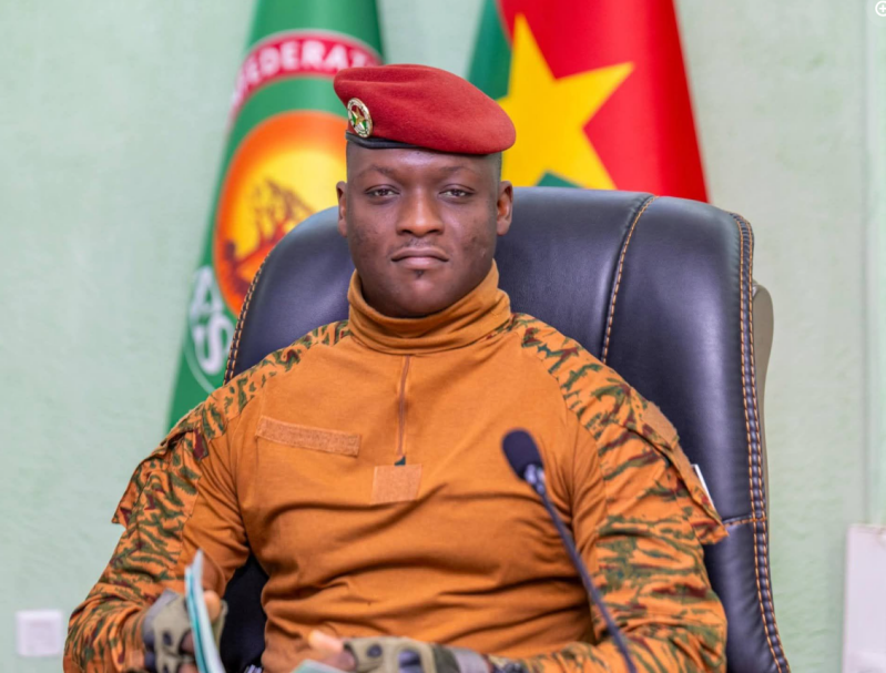 Líder de Burkina Faso rejeita Sharia islâmica e reafirma laicidade do Estado