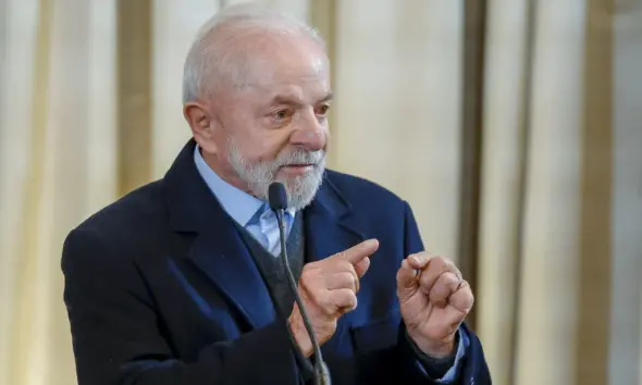 Vitória contestada de Lula provoca terremoto no mercado: real despenca 10%