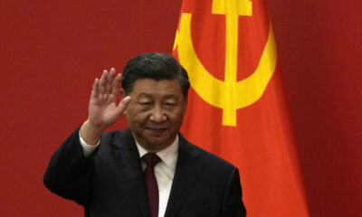 Comunismo: China proíbe uso de termos como "Deus" e "Jesus" em louvores