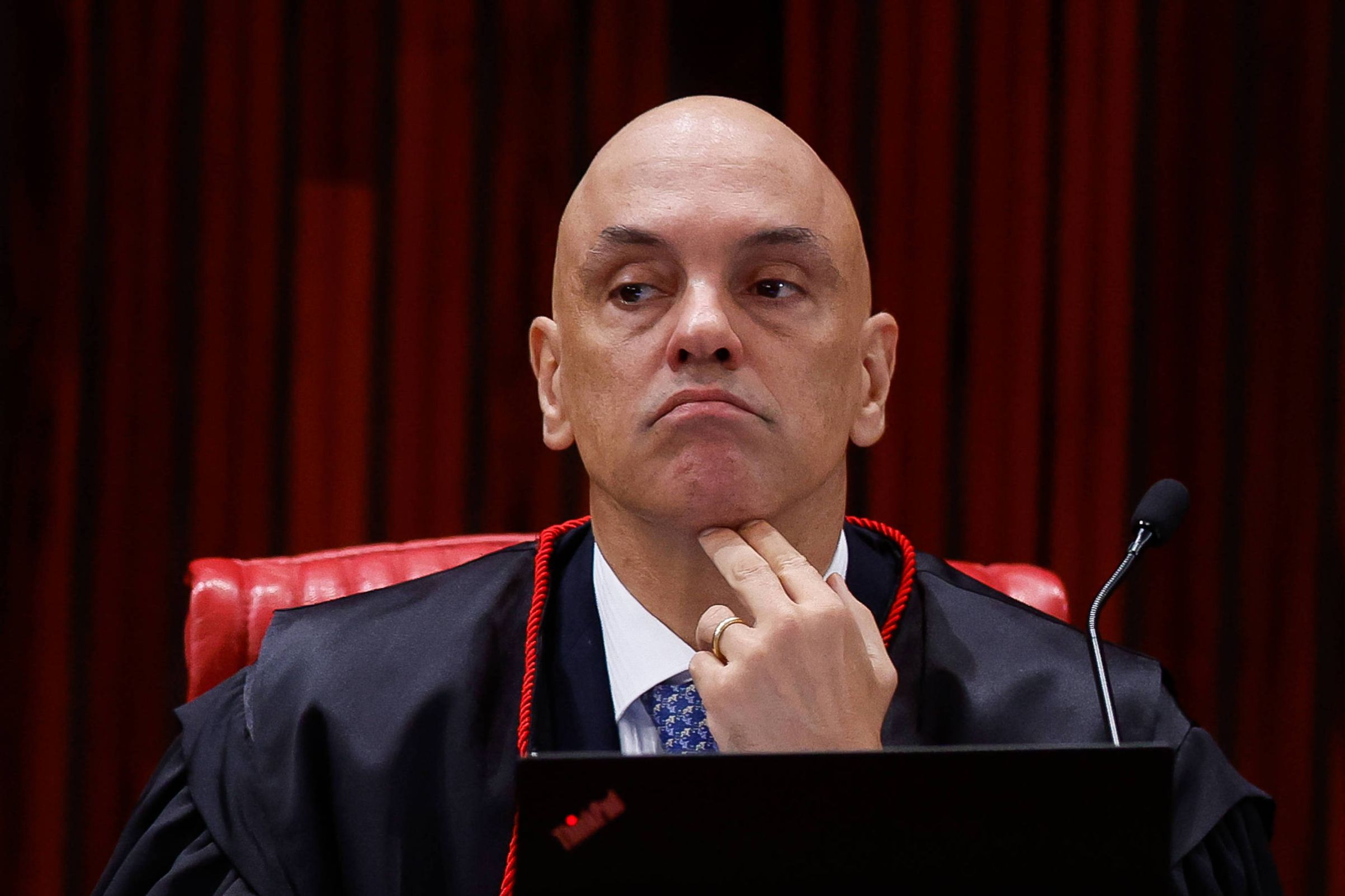 Nikolas Ferreira explica rito do impeachment de Alexandre de Moraes