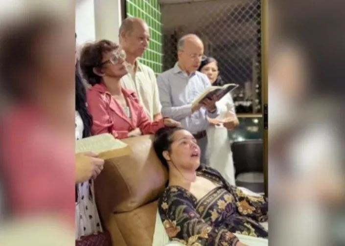 Amanda Wanessa completa 39 anos e família celebra com culto