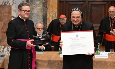 Arcebispo sírio sobrevivente de sequestro é homenageado no Vaticano