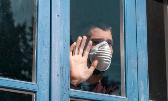 Médicos questionam gestão da pandemia: ‘Estratégia baseada no medo’