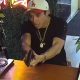 Sob a mira de assaltante, dono de restaurante clama a Deus