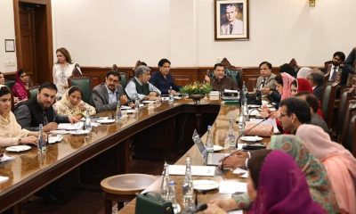 Paquistão: lei para proibir conversões e casamentos forçados avança