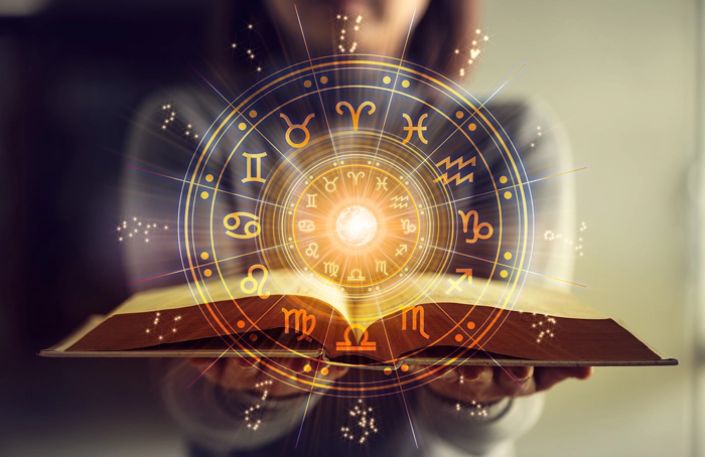 Embora a Bíblia proíba, muitos cristãos se guiam pela astrologia, revela pesquisa