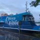 Barco da Bíblia marca início da viagem pela Amazônia