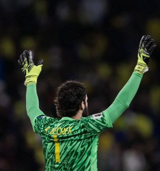 Goleiros do Brasil não usarão camisa vermelha contra a Escócia