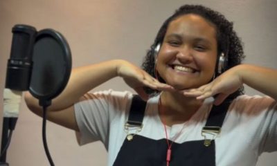 Cantora gospel cai de brinquedo em parque de diversões e morre