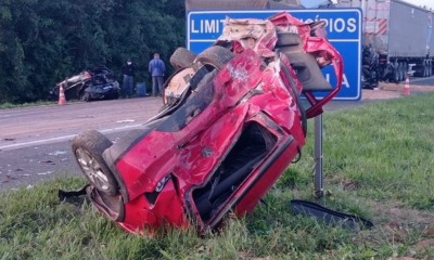 Carro envolvido em acidente