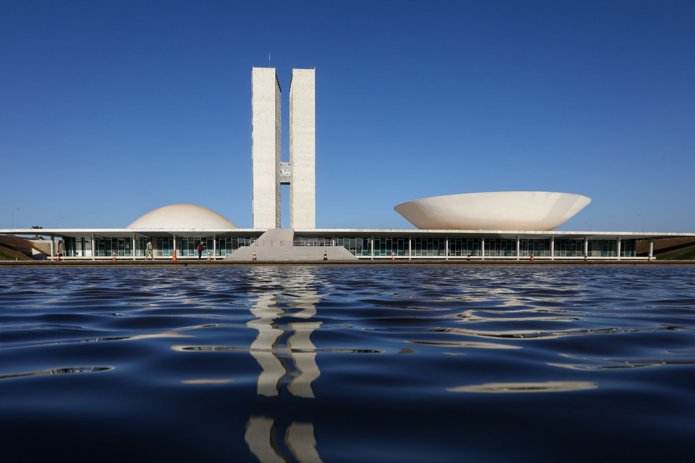 PEC das igrejas vai representar R$ 50 bi a menos em impostos