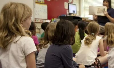 Crianças em sala de aula