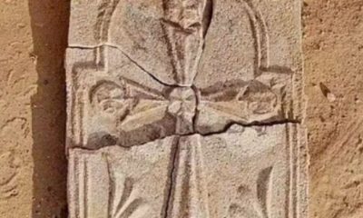 Cruz de 1.400 anos em Abu Dhabi revela força da presença cristã