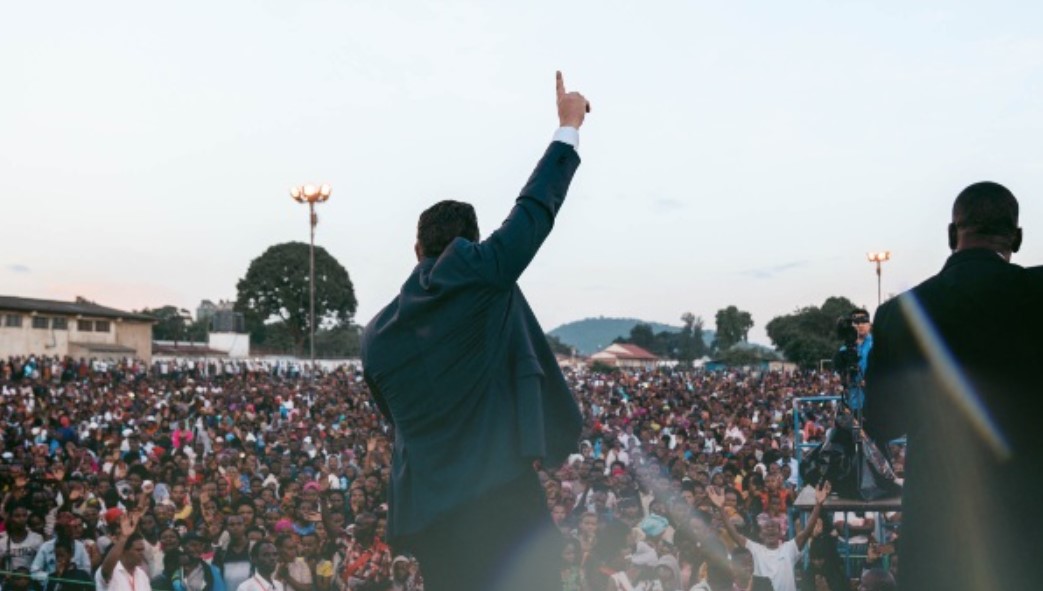 Cruzada evangelística na Tanzânia