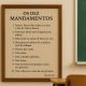 Lei que obriga exibição dos Dez Mandamentos em escolas é sancionada