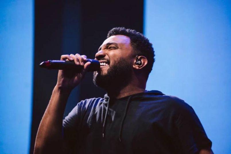 Eli Soares disputa o Grammy pela oitava vez