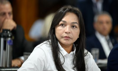 De esquerda, Eliziane Gama quer criar imagem de evangélica raiz