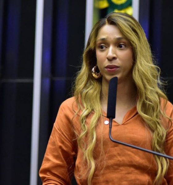 Erika Hilton é cobrada pela Justiça sobre contrato de segurança privada