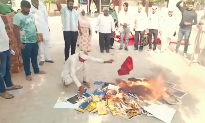 Hindus espancam cristãos e queimam exemplares da Bíblia