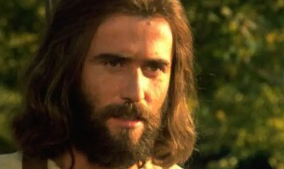 Livro ‘Acabei de ver Jesus’ celebra os 45 anos do lançamento do filme ‘JESUS’ 