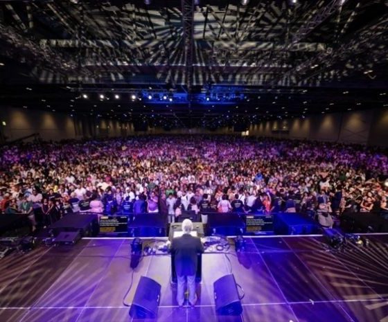 ‘Um passo mais perto do Armagedom’, diz Franklin Graham em pregação a 17 mil pessoas