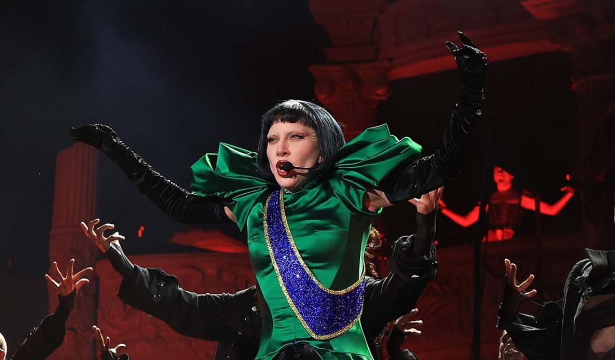 Lady Gaga fez ritual de ocultismo em show, avaliam pastores; Entenda
