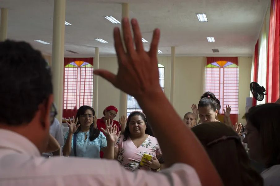 Região Norte se torna a mais evangélica do Brasil, aponta IBGE