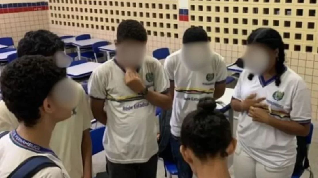 Câmara do Recife aprova projeto que cria ‘intervalo bíblico’ nas escolas