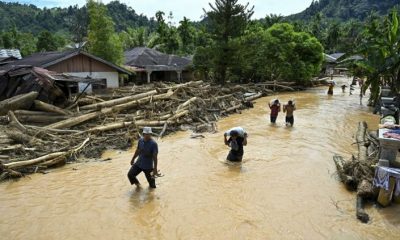 Indonésia soma 700 mortos e milhares de feridos em enchentes