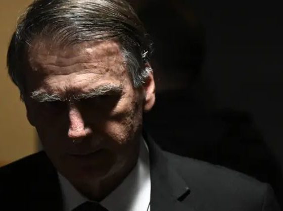 Jornalista considera Bolsonaro ‘preso político’ após ordem do STF