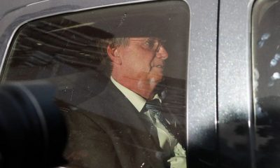 Flávio pede orações após seu pai ser levado ao hospital