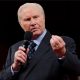 Entre a vida e a morte: filho pede orações por Jimmy Swaggart