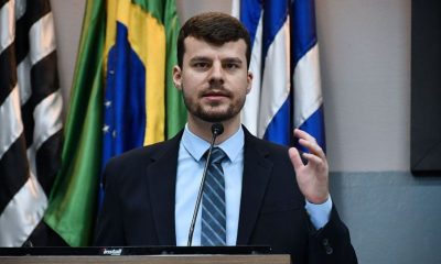 Vereador cristão denunciado ao MP por participar de culto
