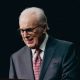 Pastores brasileiros homenageiam John MacArthur: ‘Um gigante da fé’