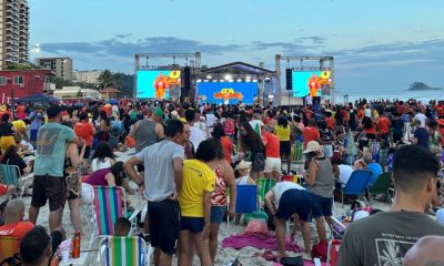 Culto de jovens nas praias do Rio ao longo de janeiro