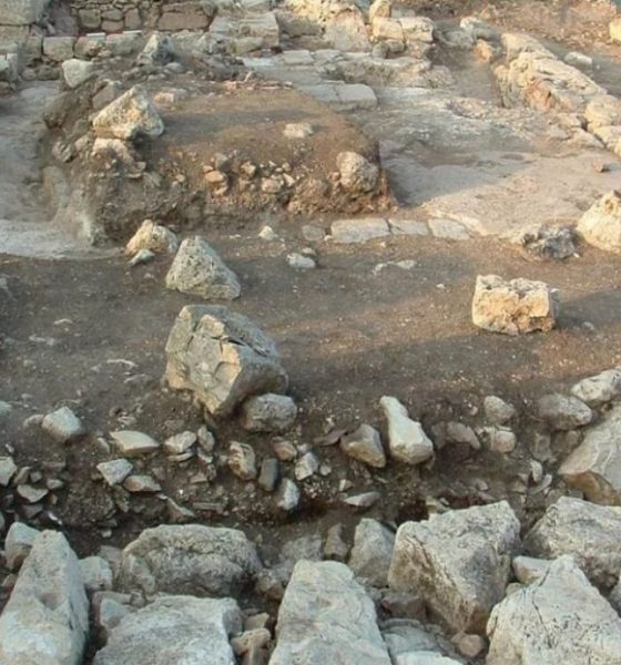 Evidência do local onde Jesus transformou água em vinho é apresentada
