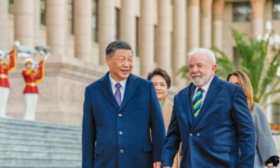 Lula ao lado do ditador Xi Jinping