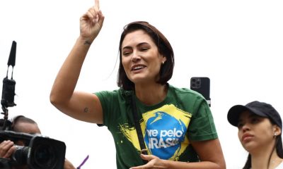 Partidos de esquerda se opõem à homenagem que será feita a Michelle Bolsonaro