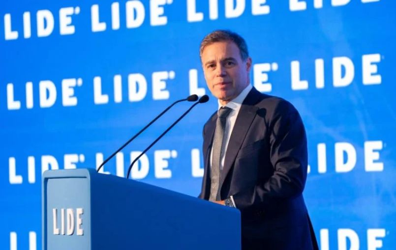 André Mendonça prega limites ao STF em evento no RJ