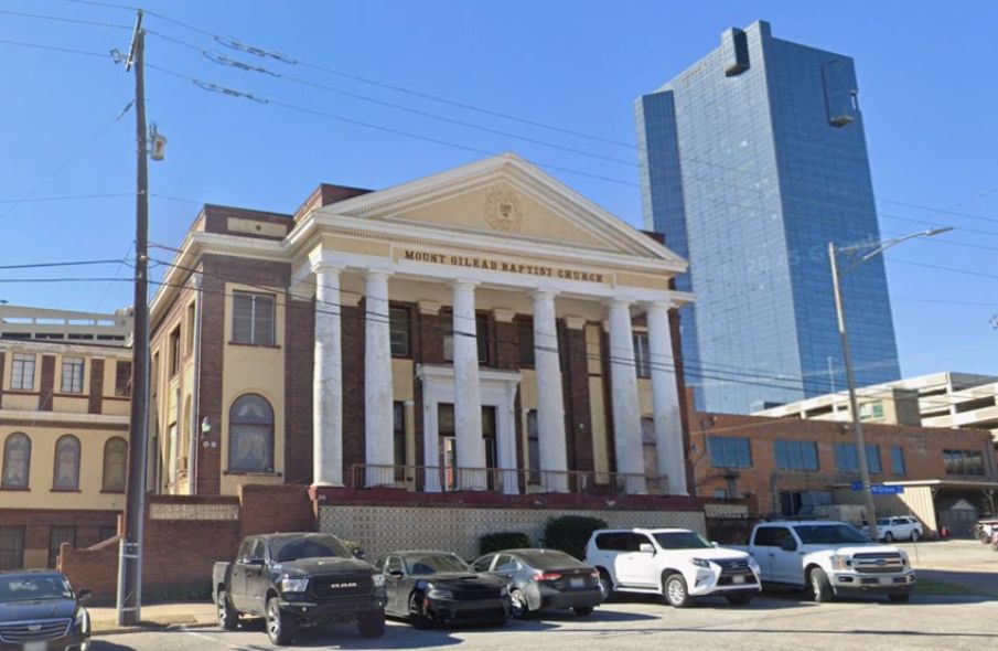 Igreja fundada há 150 anos por ex-escravos fecha templo