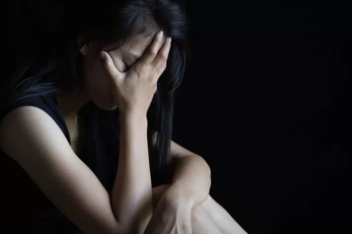 Mulheres têm maior risco de problemas mentais após aborto, aponta estudo