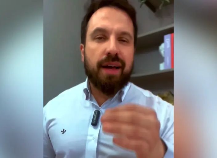 Oração impacta o cérebro e fortalece a saúde emocional, diz neurologista