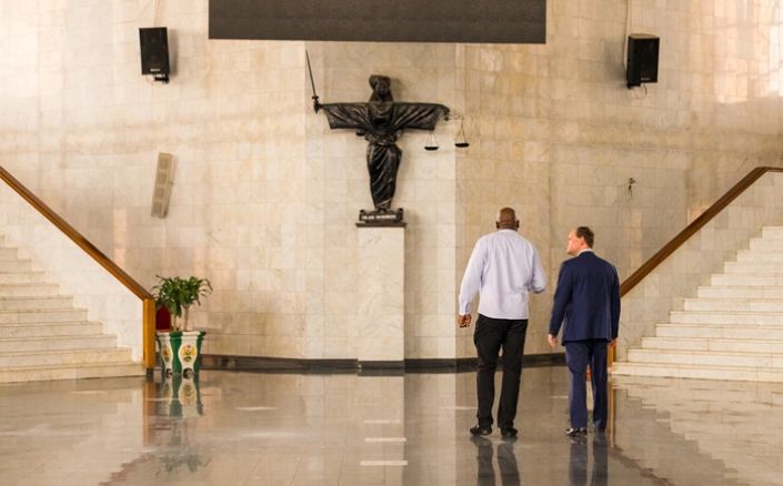 Tribunal da Nigéria anula condenação de cristão por ajudar convertidos perseguidos