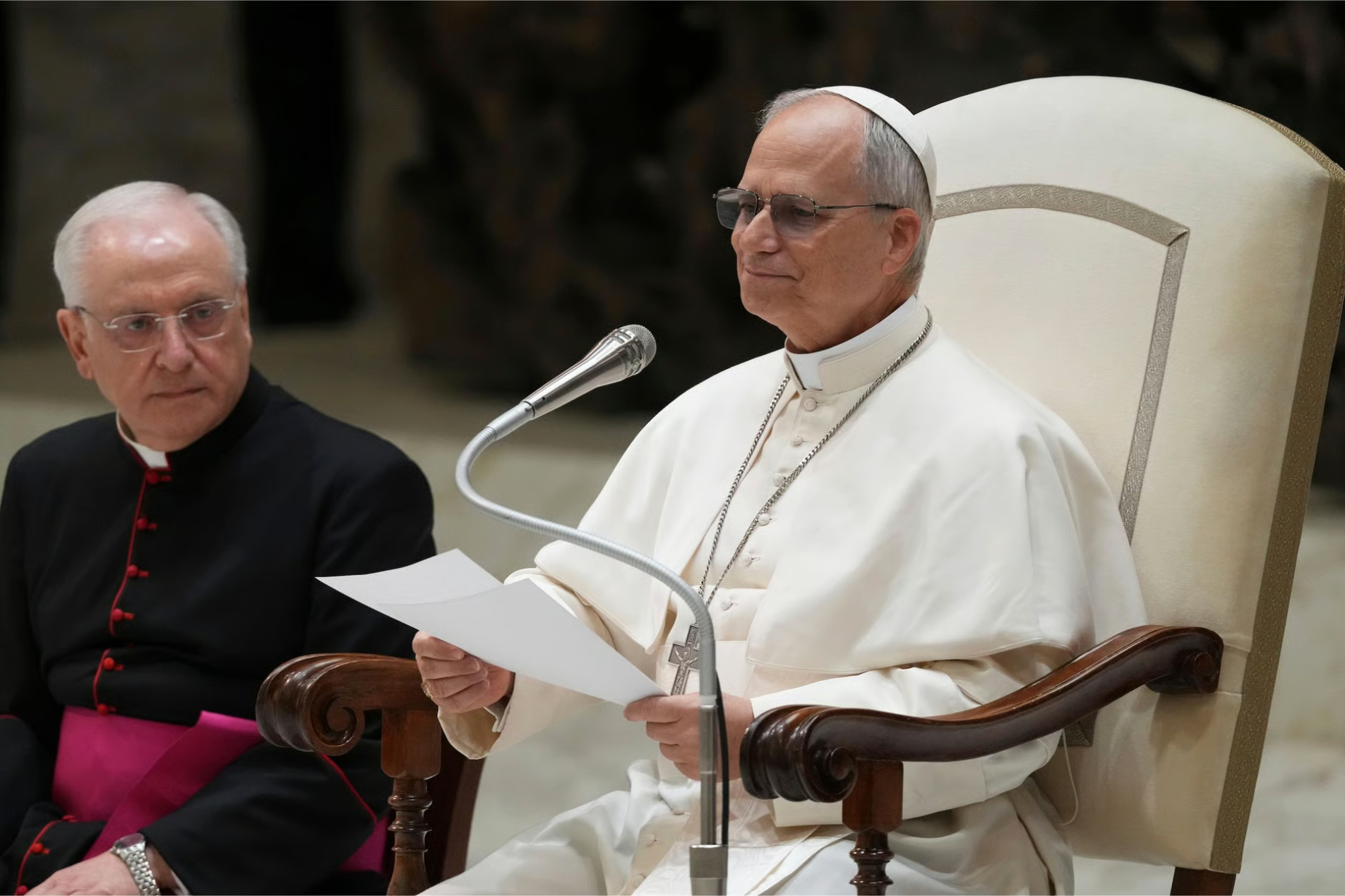 Paz na sociedade depende de investimento na família, diz papa Leão XIV