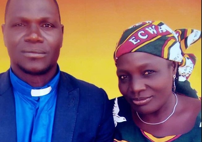 pastor Alubara Audu e esposa