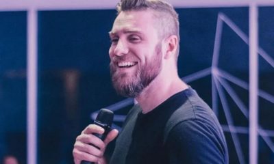 Pastor André Fernandes nega cobrança por batismo e responde críticas