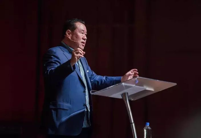 Pastor quer ser governador da Califórnia para ‘avivar’ o estado