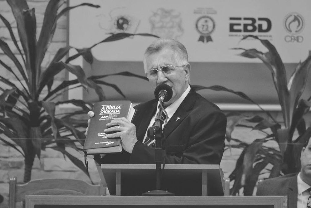 Morte do pastor Claudionor de Andrade é lamentada por fiéis assembleianos